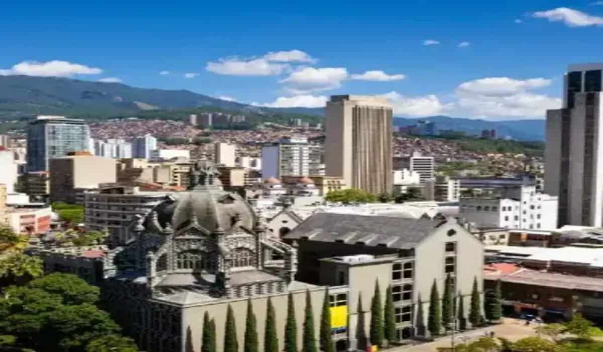 Crescimento do Turismo Internacional em Destinos Emergentes da Colômbia