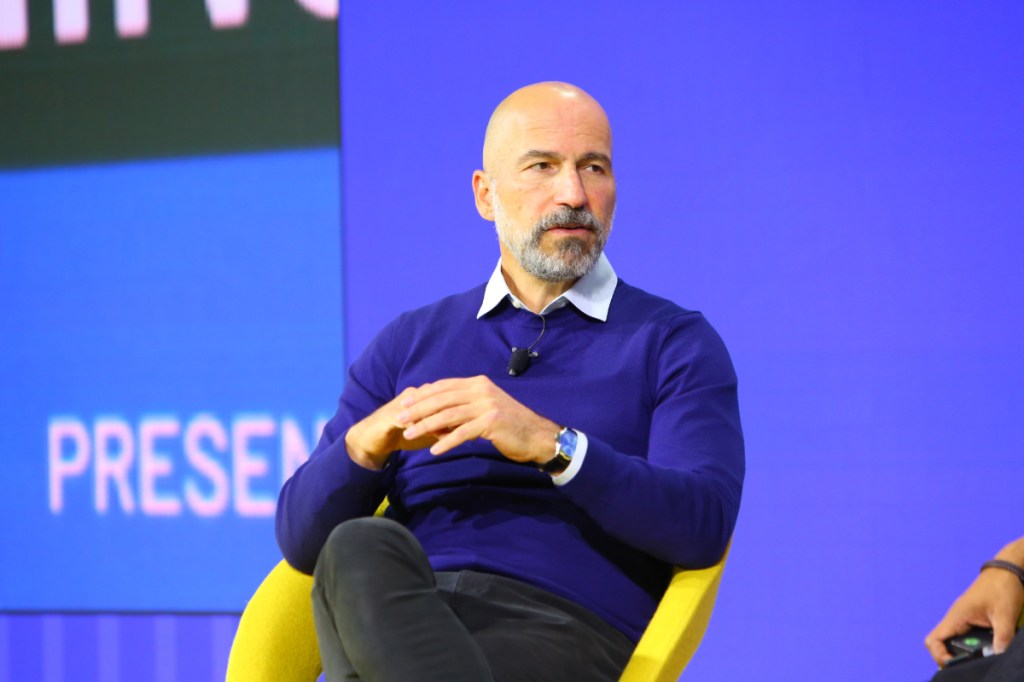Expansão do Uber no setor hoteleiro redefine estratégias de turismo digital